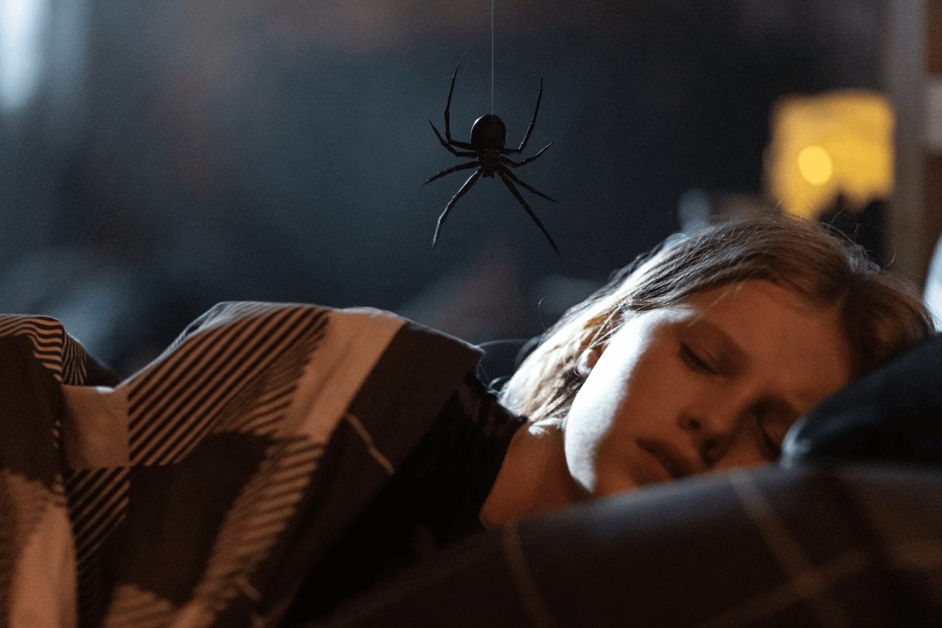 Arachnophobia (2025) – Fear Crawls Back to the Big Screen 🕷️😱🔥